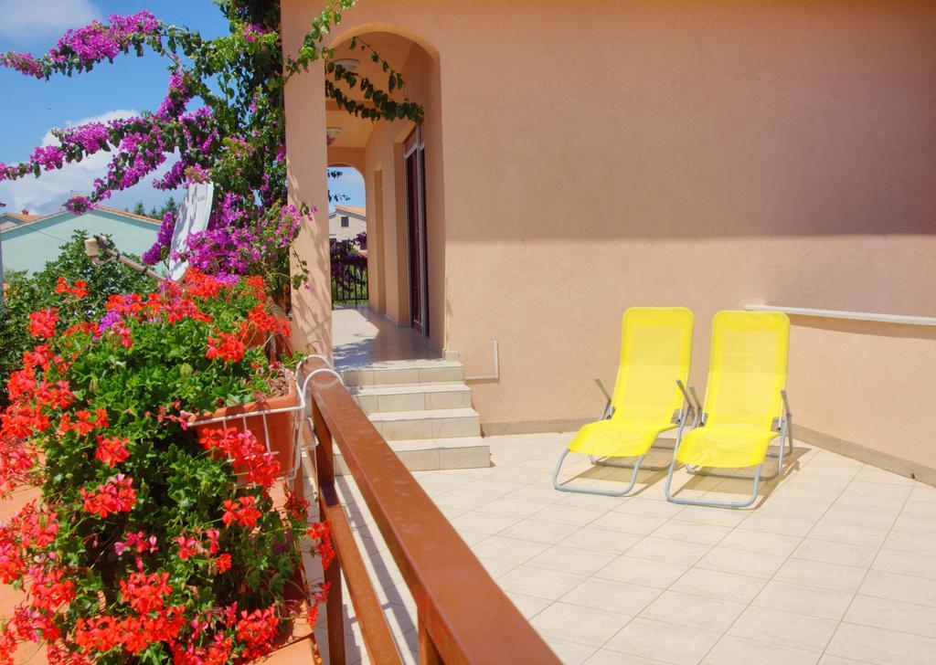 Apartment Taja Ližnjan 部屋 写真