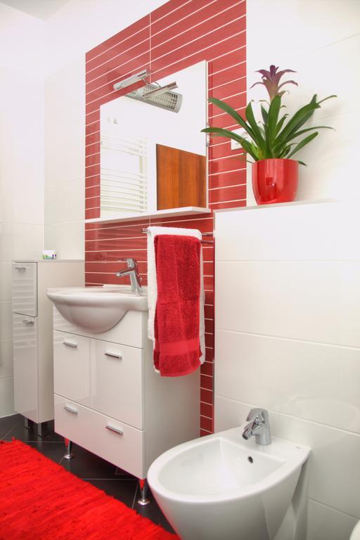 Apartment Taja Ližnjan エクステリア 写真