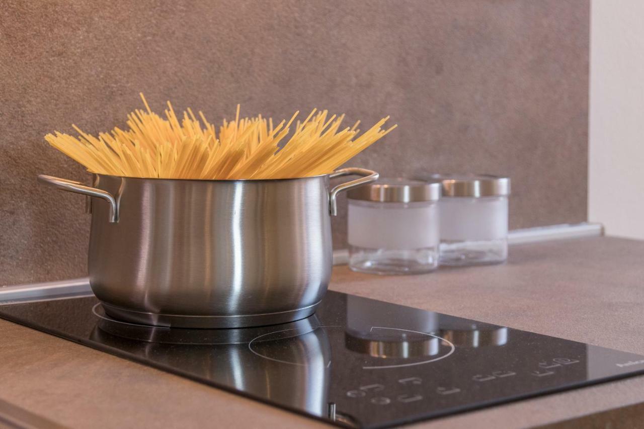 Apartment Taja Ližnjan エクステリア 写真